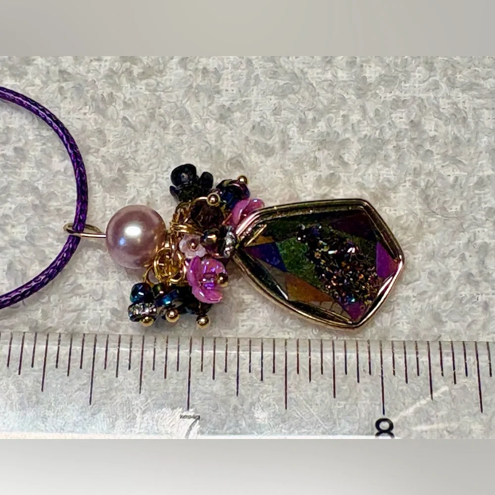 💜Elegant  PURPLE titanium resin druzy and Gold Pendant Necklace - Picture 7 of 9